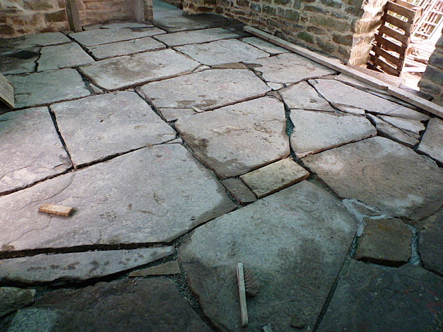 flag floor in the rough