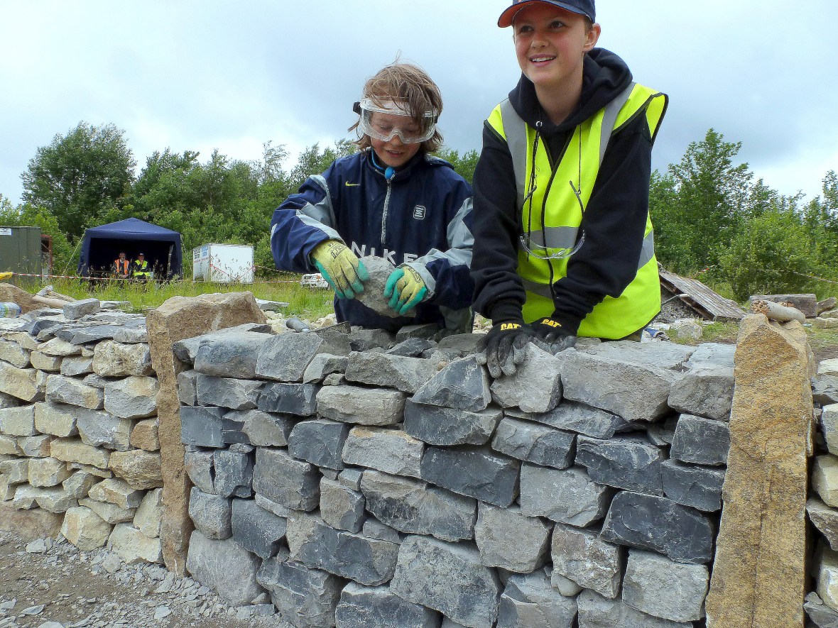 Óisín and Jacob build for Connacht
