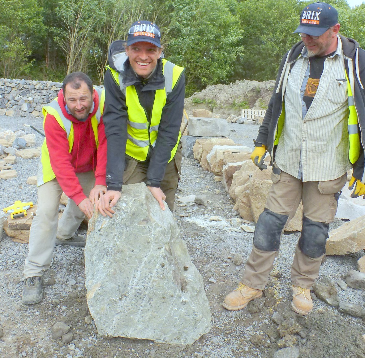 Ken, Frasn & Val move stone from Wales